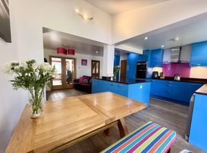 Photo 10- click for photo gallery